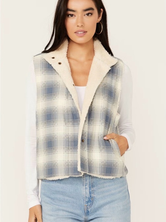 Cleo + Wolf Jackets & Blazers - CLEO + WOLF Women’s Alice Reversible Sherpa and Plaid Vest Size Large Western
